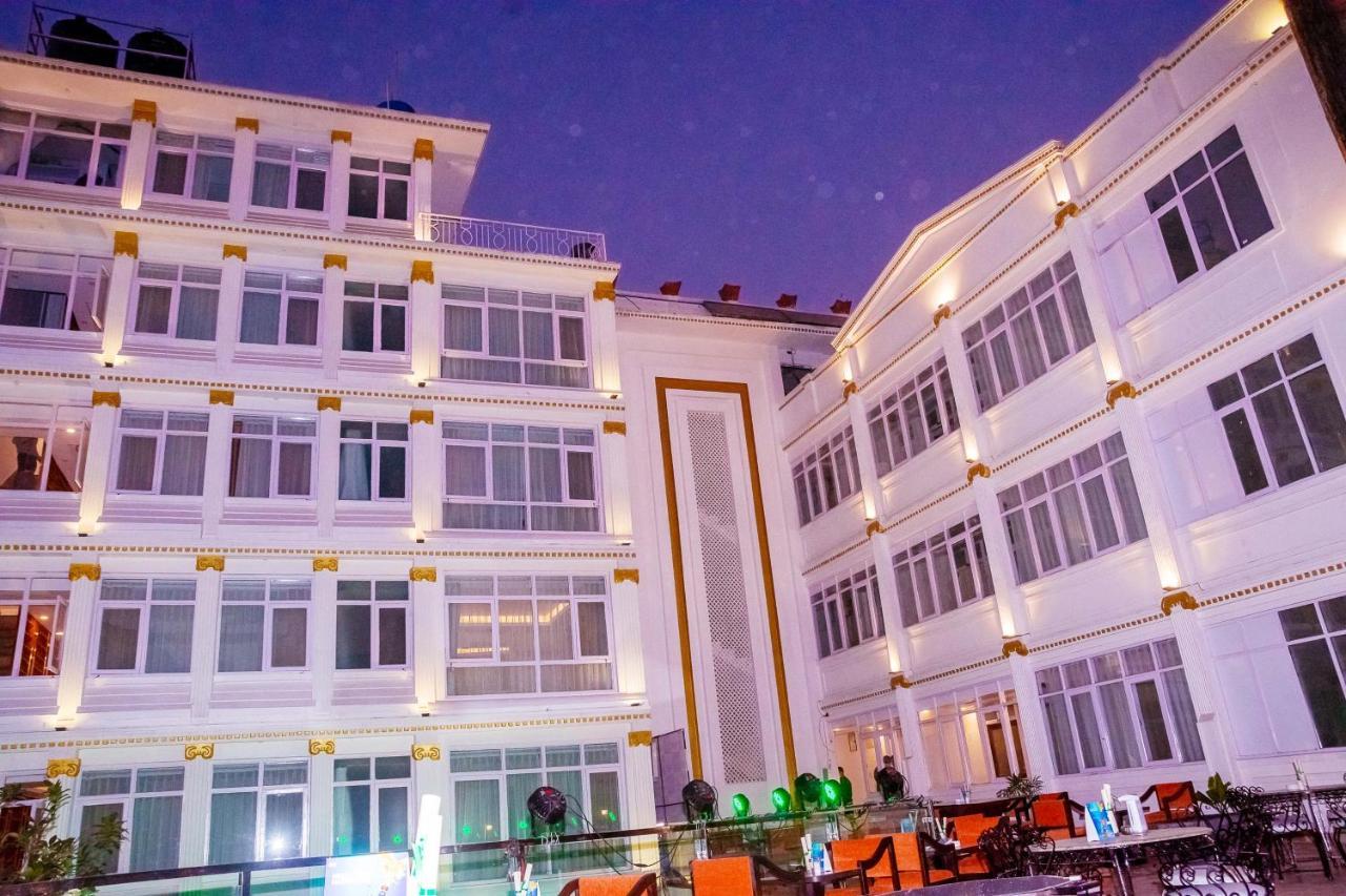 Durbar Hotel & Residence Катманду Экстерьер фото