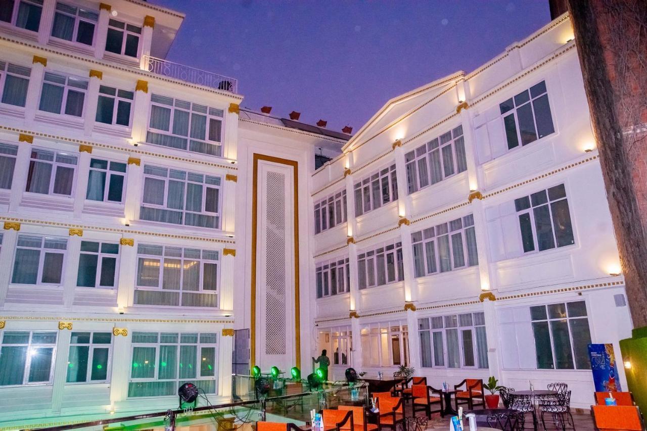 Durbar Hotel & Residence Катманду Экстерьер фото