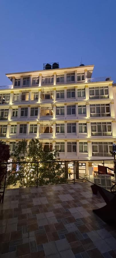 Durbar Hotel & Residence Катманду Экстерьер фото