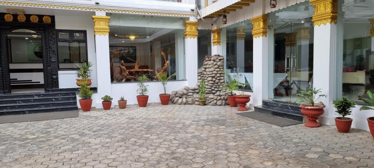Durbar Hotel & Residence Катманду Экстерьер фото