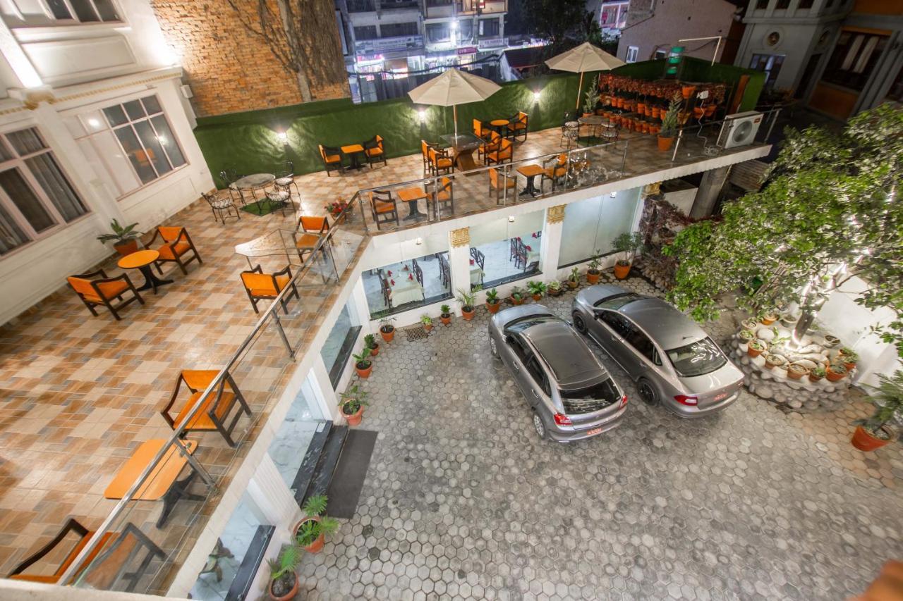 Durbar Hotel & Residence Катманду Экстерьер фото