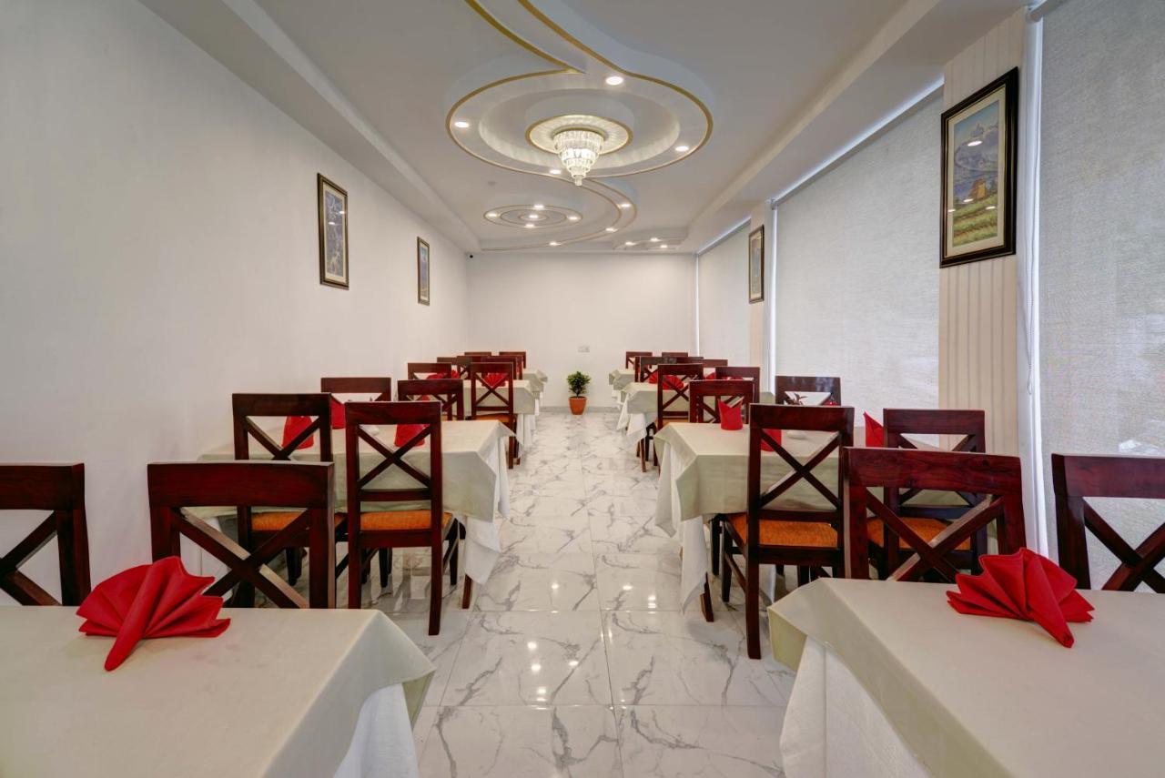 Durbar Hotel & Residence Катманду Экстерьер фото