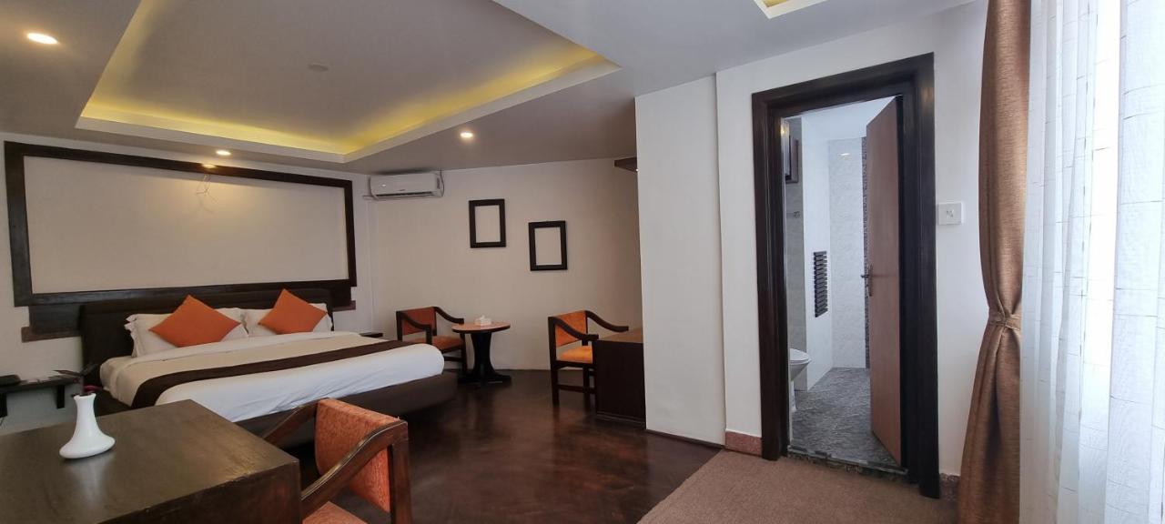 Durbar Hotel & Residence Катманду Экстерьер фото
