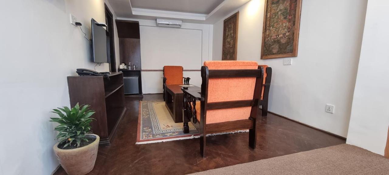 Durbar Hotel & Residence Катманду Экстерьер фото