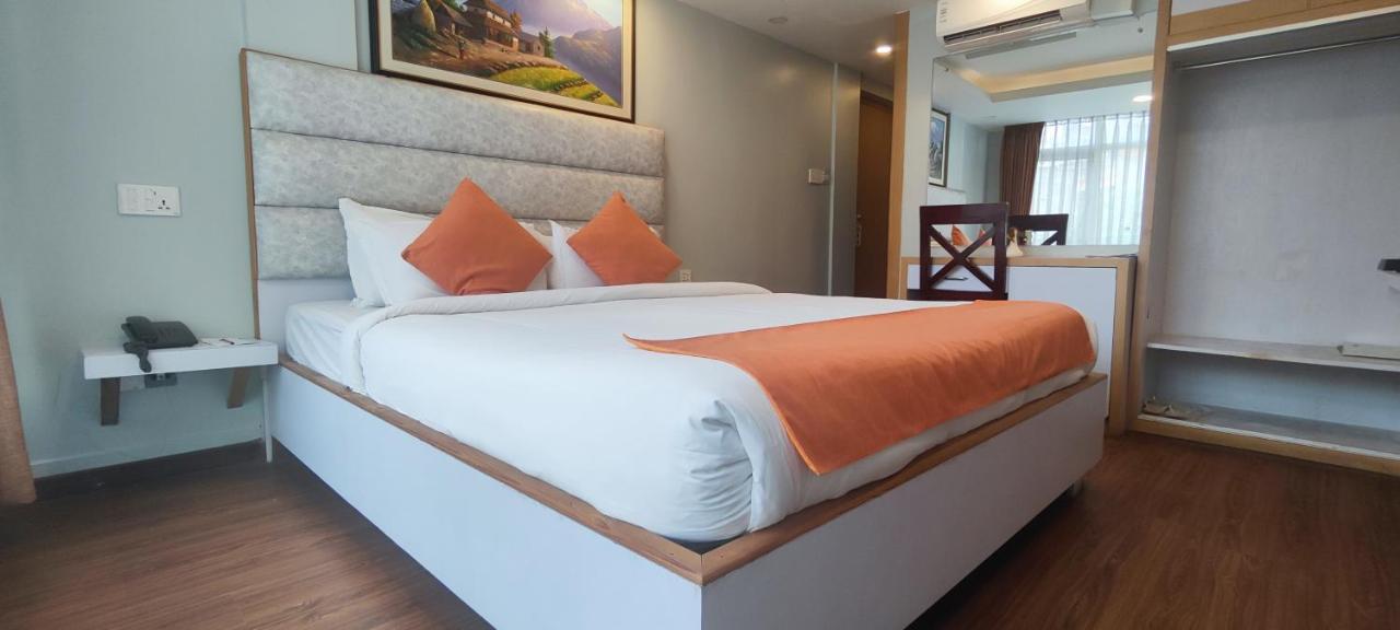 Durbar Hotel & Residence Катманду Экстерьер фото
