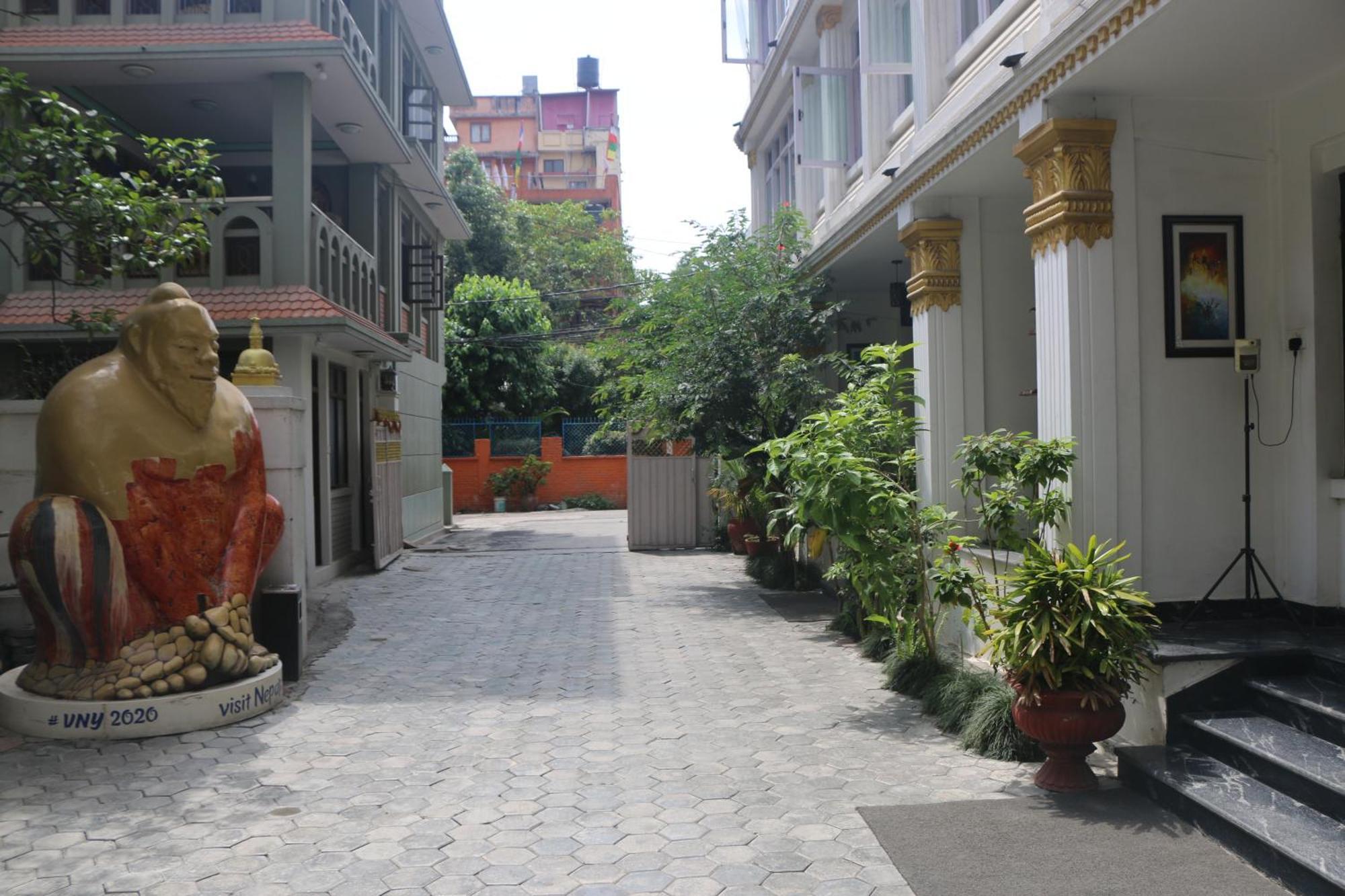 Durbar Hotel & Residence Катманду Экстерьер фото
